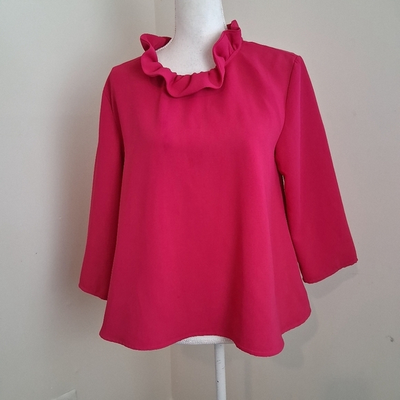 Tuckernuck Pomander Place Fuchsia Faye Blouse Size Medium - Picture 13 of 14